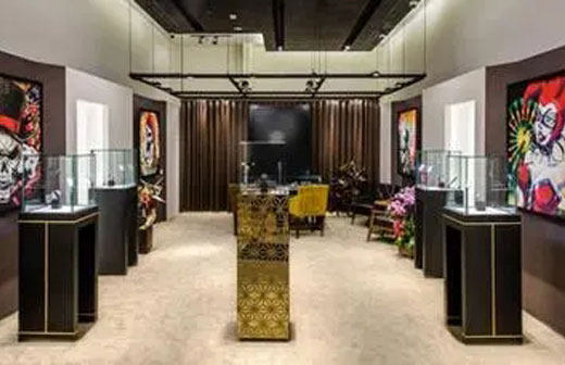 卡地亚手表起雾怎么处理